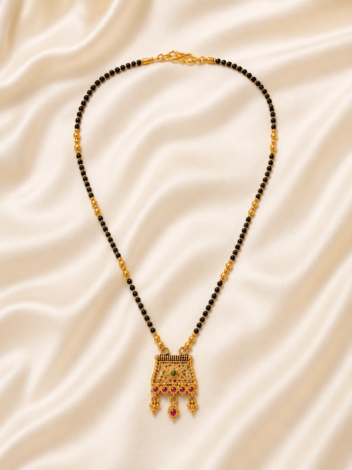 Gold Women’s Traditional Designer Mangalsutra