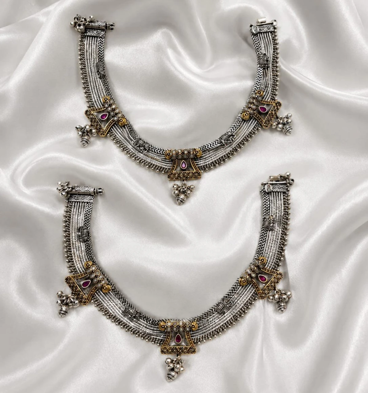 Tribal Dual-Tone Silver Mesh Payal Set
