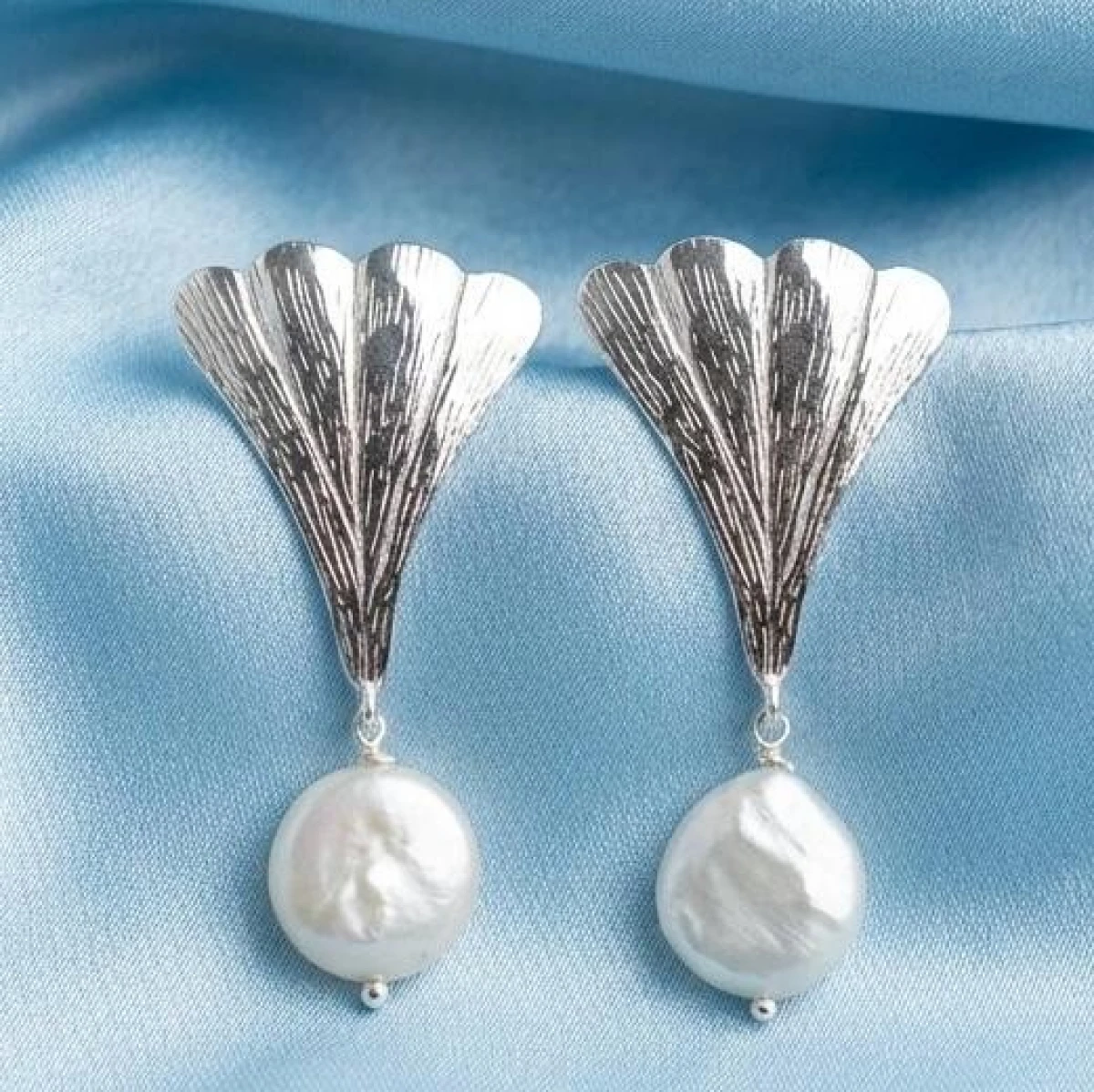 Textured Fan Pearl Silver Earrings