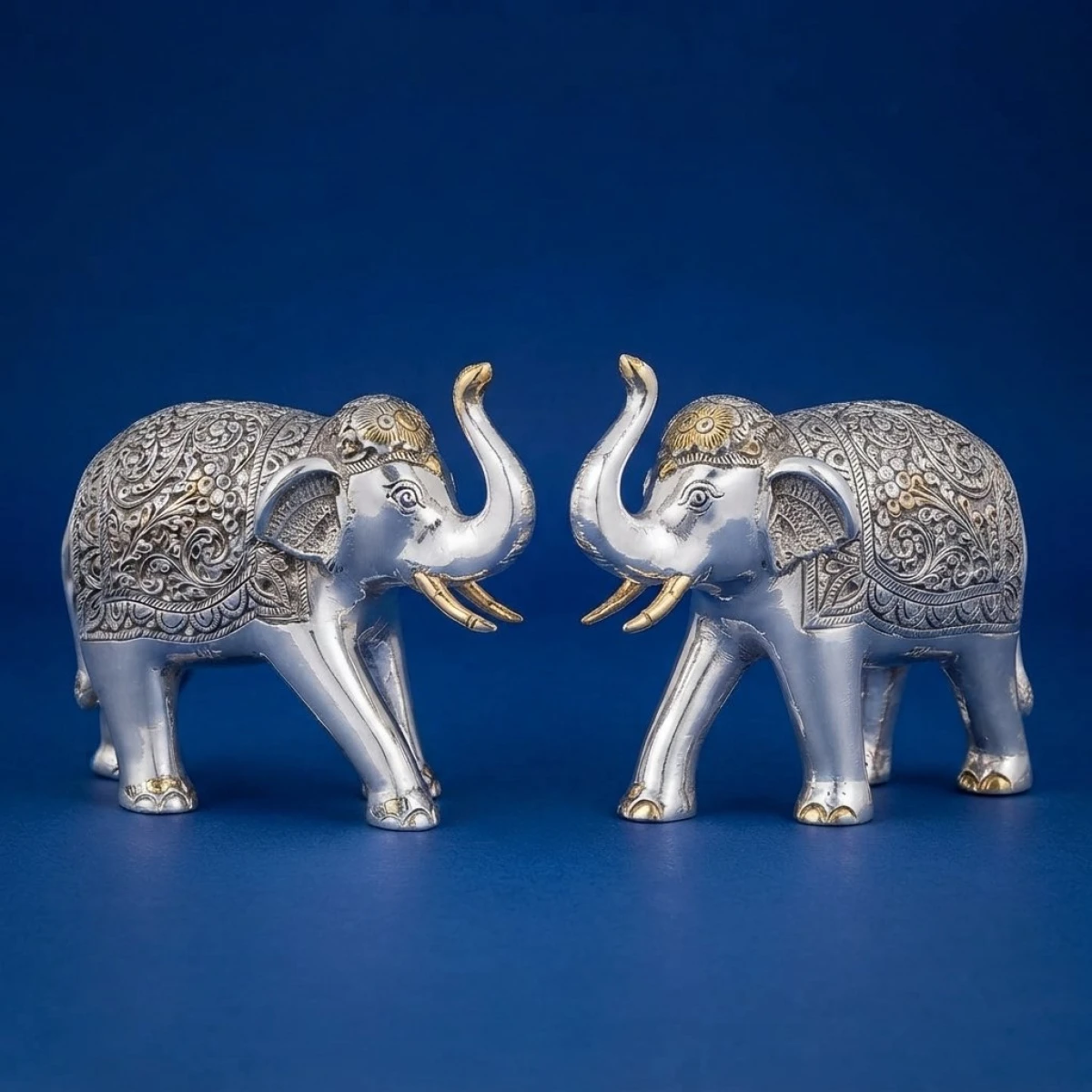925 Silver Elephant Pair Showpiece