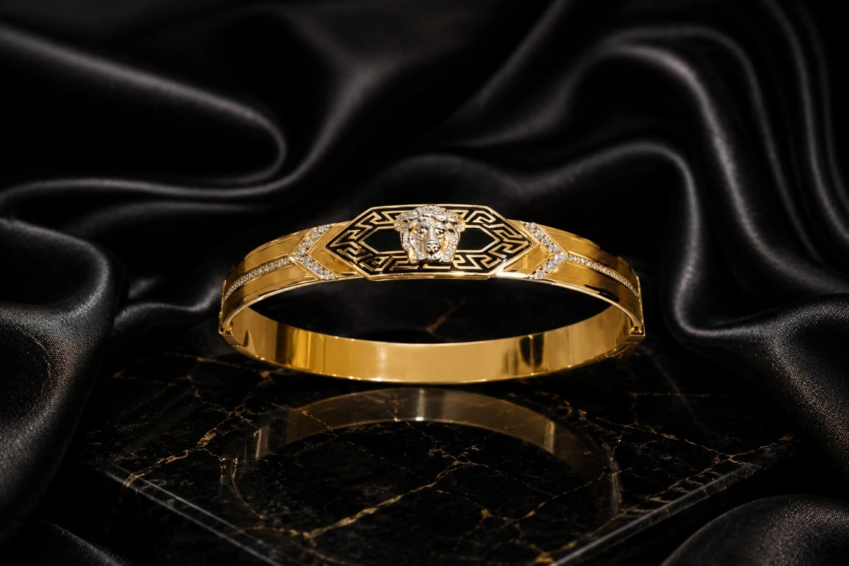 Gold Lion Motif Men’s Kada
