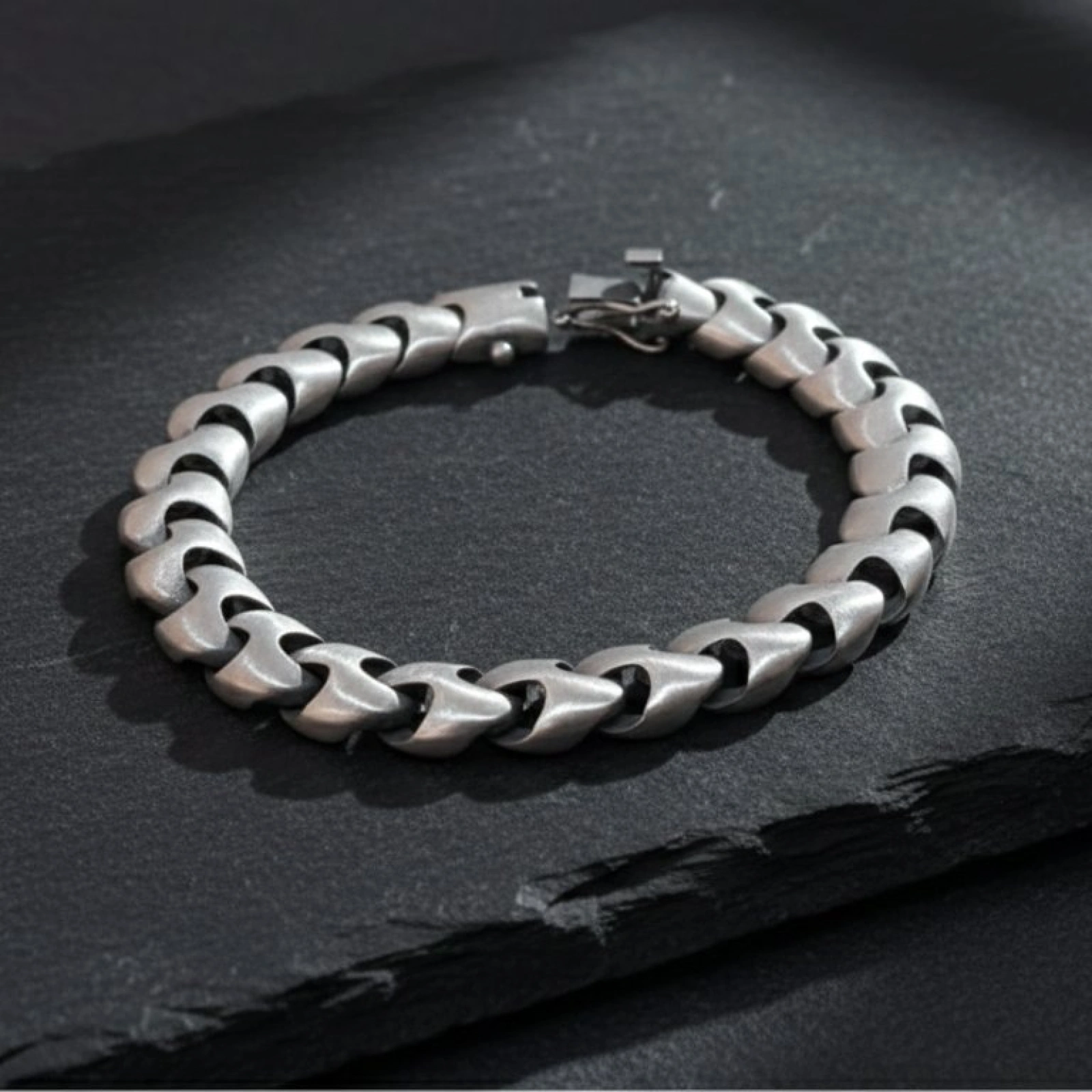 925 Sterling Silver Sculpted Men's Link Bracelet
