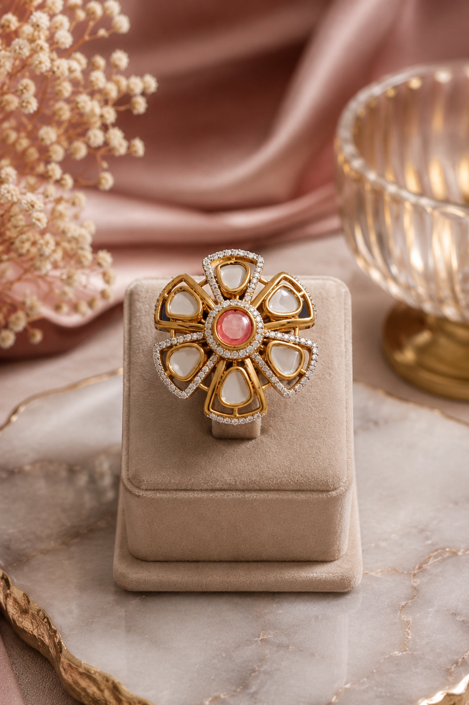 Graceful Gold Textured Ring