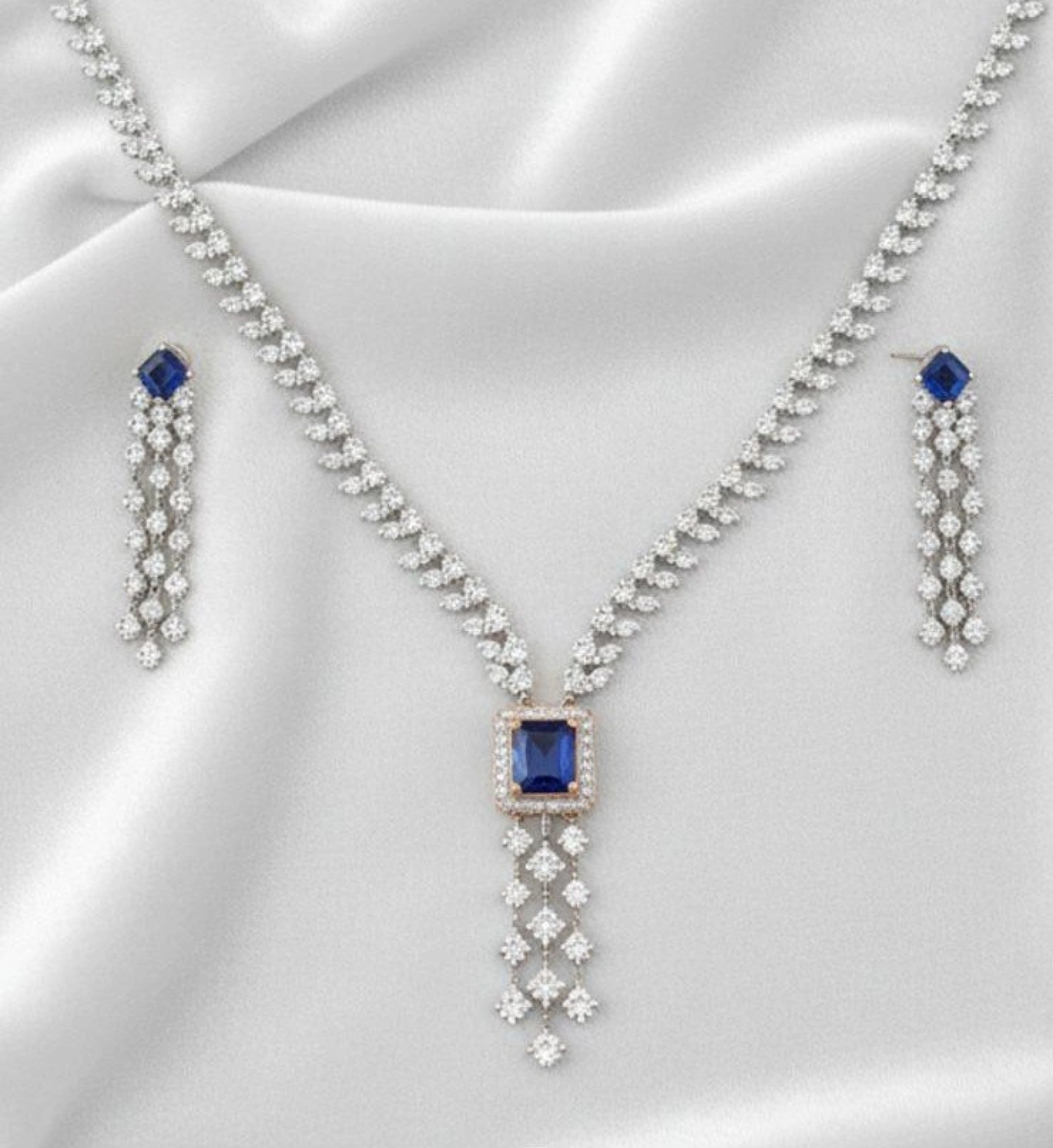 Royal Blue Sapphire and Diamond Half Set