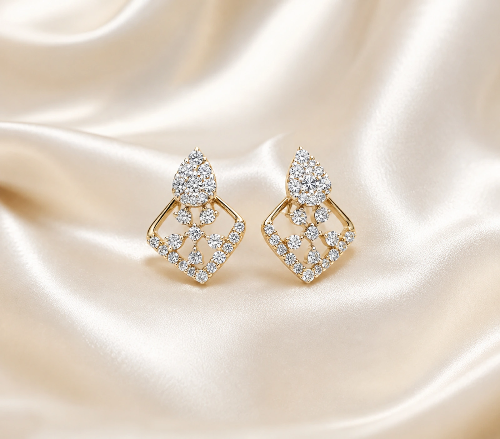 Diamond Women’s Teardrop Floral Drop Earrings