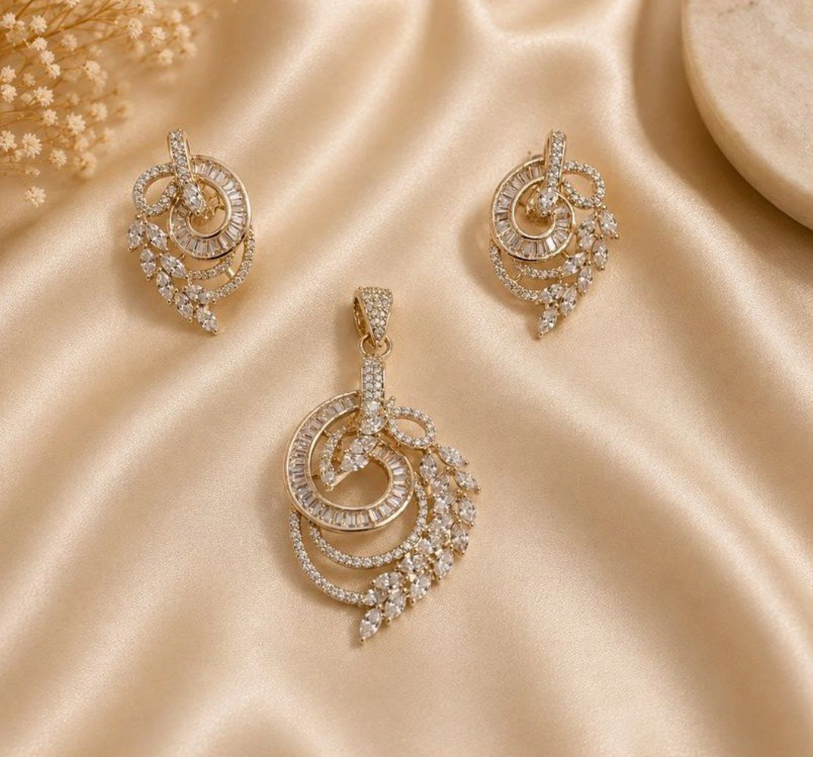 Diamond Swirl & Leaf Crystal Half Set