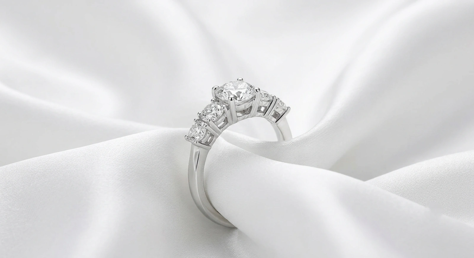 Infinite Loop Paved Lab-Grown Diamond Ring