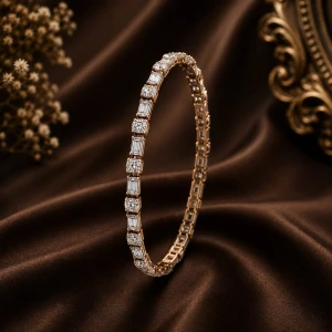 Elegant Chevron Pattern Gold Bangle Main View
