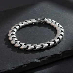 925 Sterling Silver Sculpted Men's Link Bracelet Main View