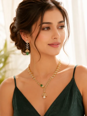 Gold Diamond Green Emerald & Pearl Women’s Half Set – Necklace & Earrings Gallery View