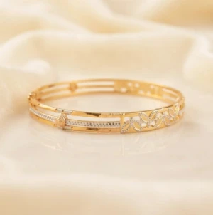 Elegant Gold Women’s Floral Designer Bangle Main View