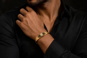 Gold Lion Motif Men’s Kada Gallery View