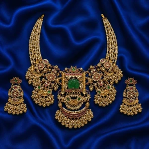 Royal Emerald & Pearl Strands Necklace Set Main View
