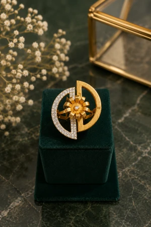 Lustrous Gold Halo Ring Main View