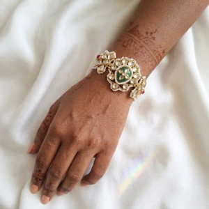 Gold Women’s Pearl & Green Stone Designer Bracelet Gallery View