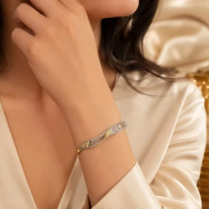Gold Women’s Designer Dual-Tone Geometric Kada Gallery View