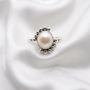 Beaded Pearl Silver Ring Main View