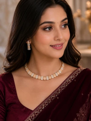 Elegant Gold Women’s Designer Half Set Gallery View