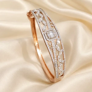 Lace-Pattern Diamond Rose Gold Kada Main View