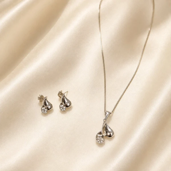 925 Silver Elegant Pendant Set for Women