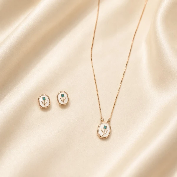 925 Silver Women’s Floral Pendant Half Set