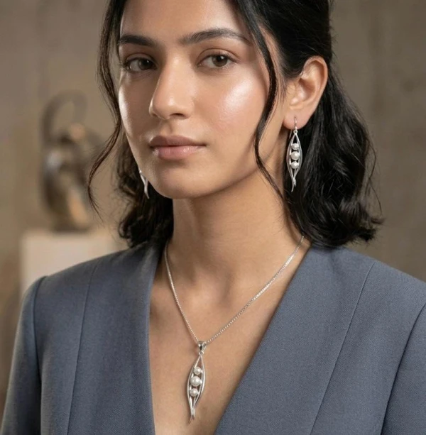 Pea Pod Pearl Sterling Silver Set
