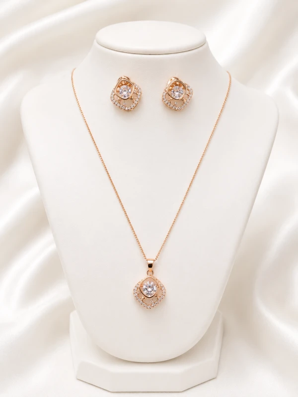Gilded Silver Collar Set