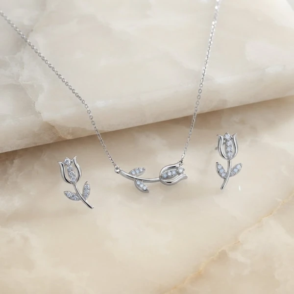 Silver Floral Tulip Half Set