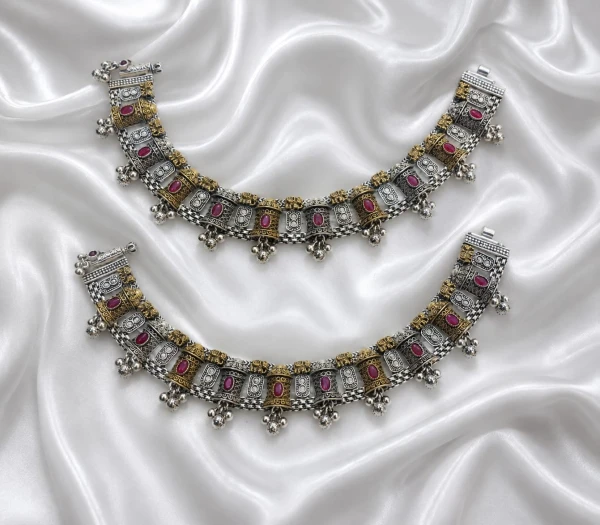 Antique Dual-Tone Silver Drum Motifs Payal Set