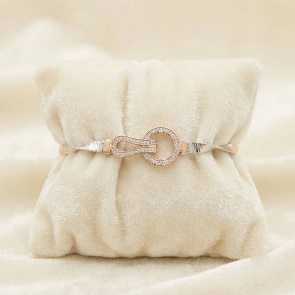 Silver Interlocking Loop Pavé Bracelet