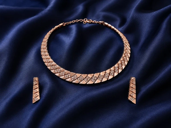 Elegant Rose Gold Women’s Designer Half Set