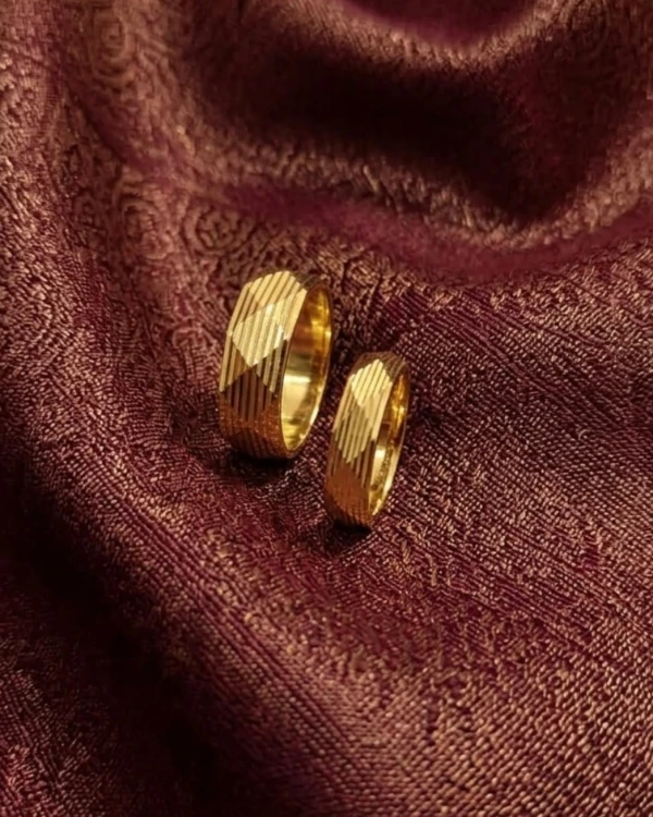 Textured Gold Unisex Couple Rings Set