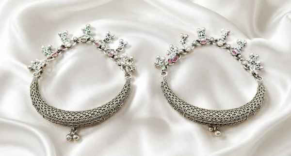 Heritage Half-Crescent Oxidised Silver Hasli Payal Set