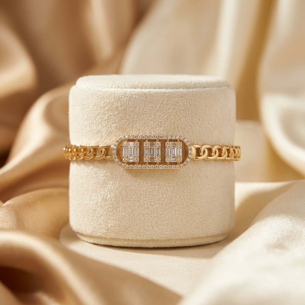 Bold Gold Sleek Bangle