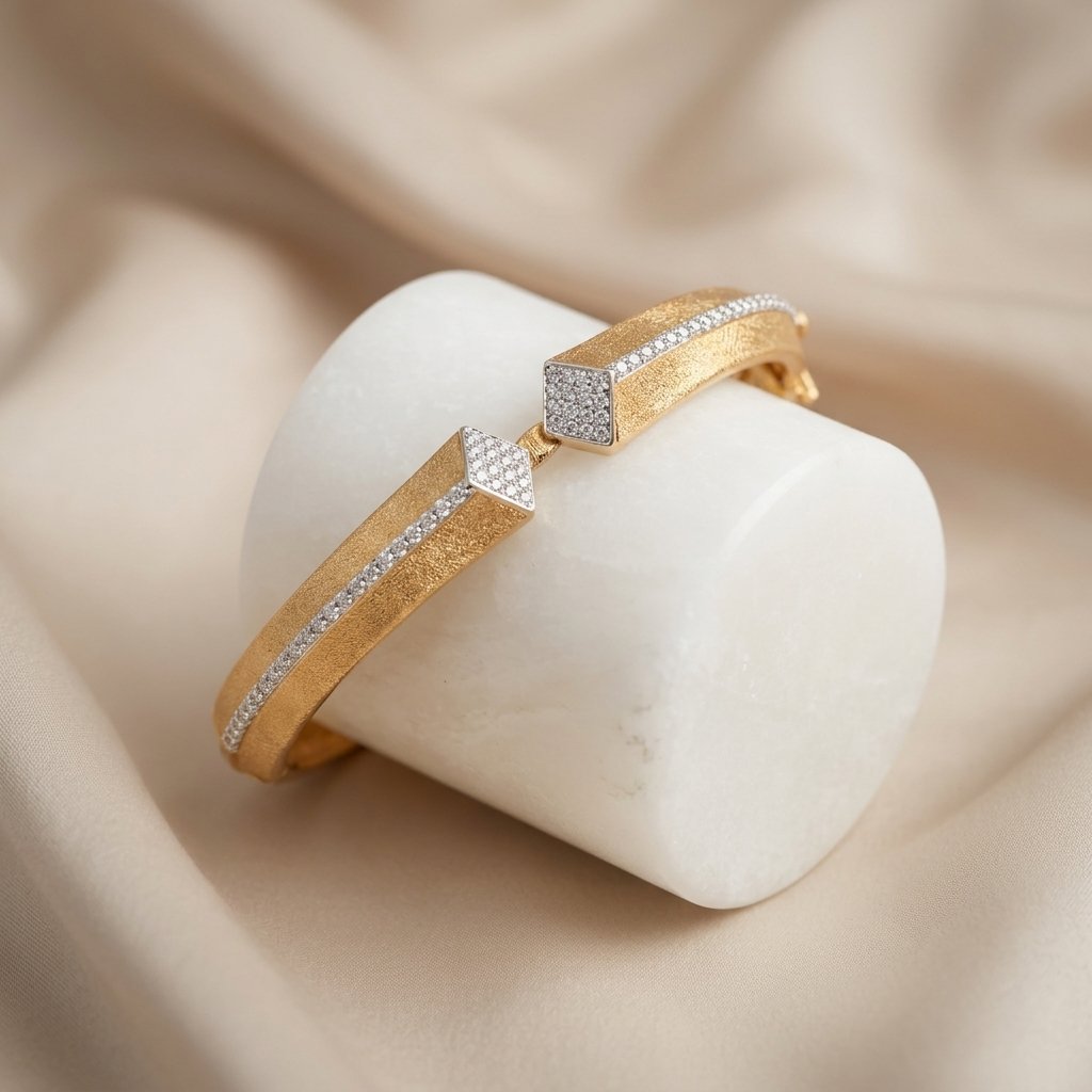 Sleek Gold Filigree Kada