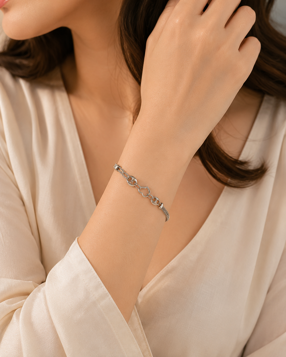 Regal Silver Chain Bracelet